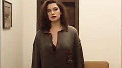 18-летняя леди-бомба, Италия, 1990