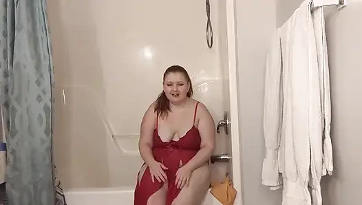 Горничная прислуживать