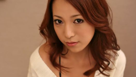 Japanese housewife, Honoka Sakura is sucking a stranger's di