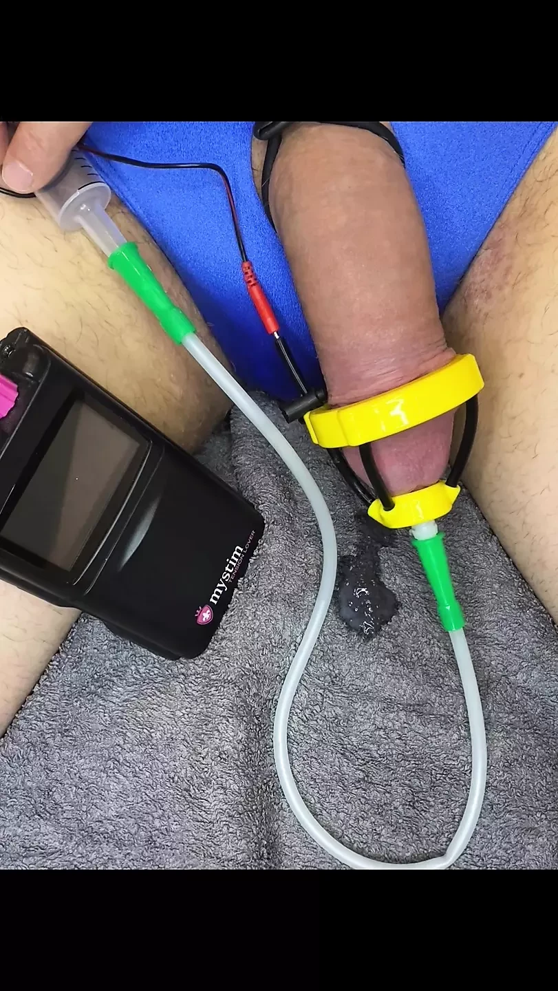 E-stim electrostimulation hands-free cum load milking orgasm penis plug swimnng trunks