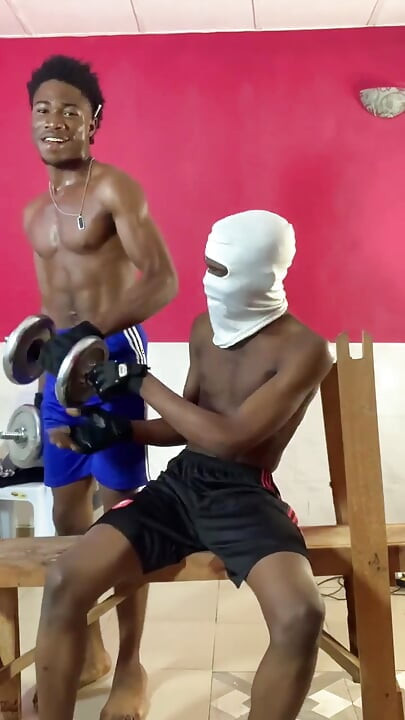 Convincing My Straight Workout Buddy That Gay Sex Feels Amazing