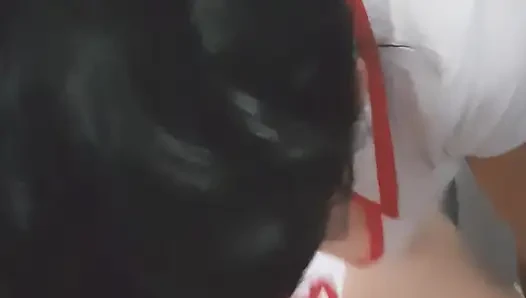 Adik tiri menunggangi kontol abang tirinya dan nyepong kontolnya sampai crot di mulutnya dada deville