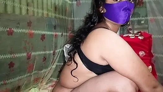 Big bottle gourd hardcore sex by village Bhabhi