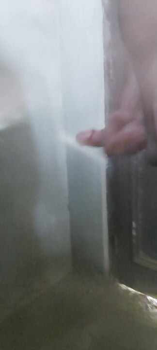 Me hizo correrme solo a través de una videollamada