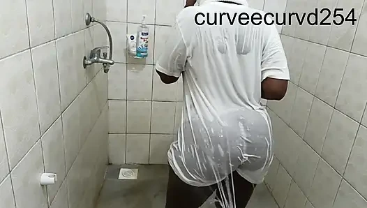 We Got Wet Twerked Sucked and Fucked: Bathroom Romance