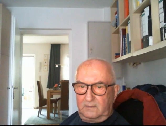 70 yo man from Germany 2
