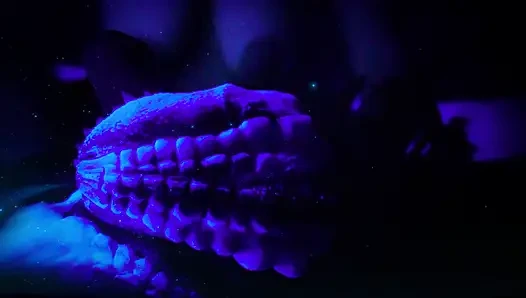NIE DAGESICHTIGES SEXRITUAL AUS EINER ANDEREN DIMENSION! DINOSAURIER LECKEN SCHWANZ UND BRINGEN IHN ZUM KOMMEN!