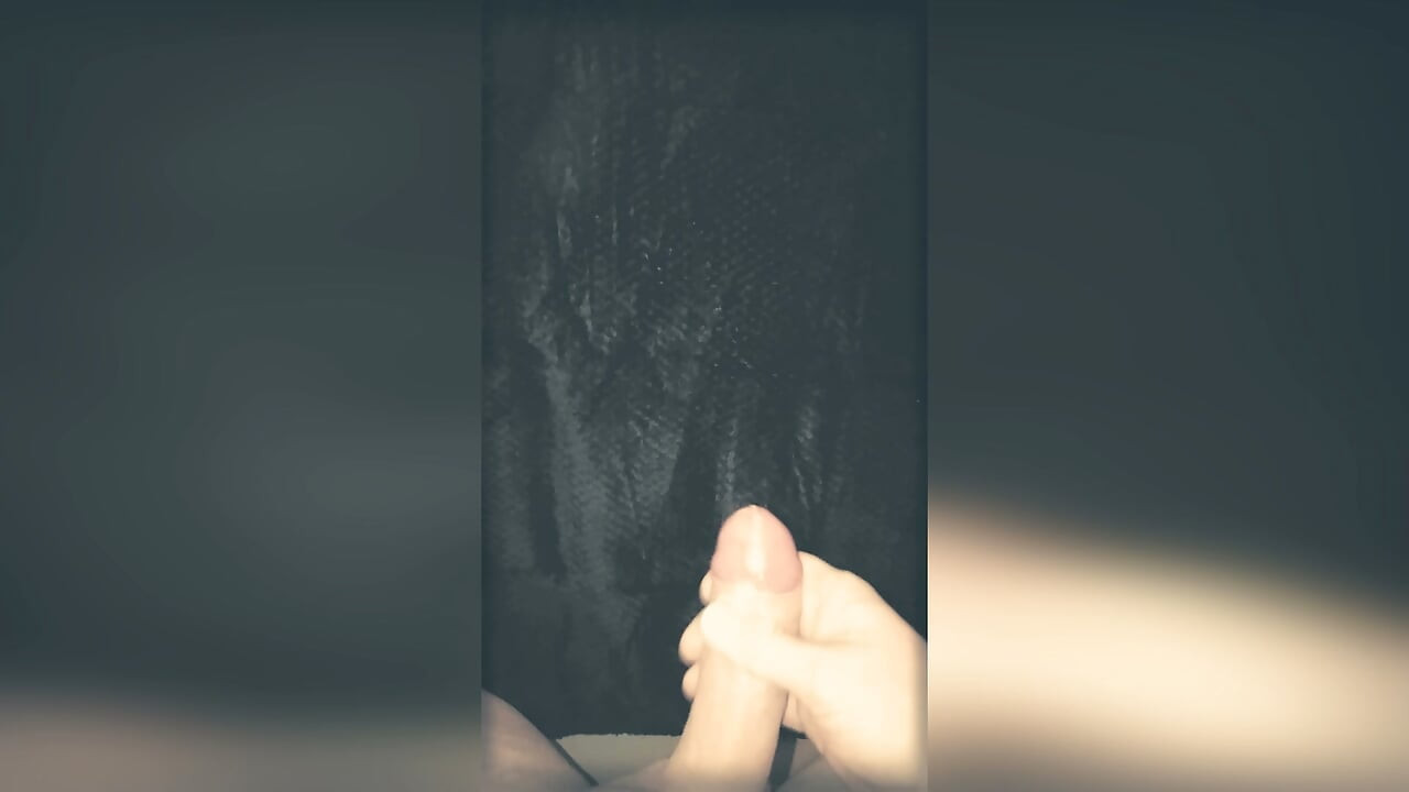 2 cumshots with slow motion