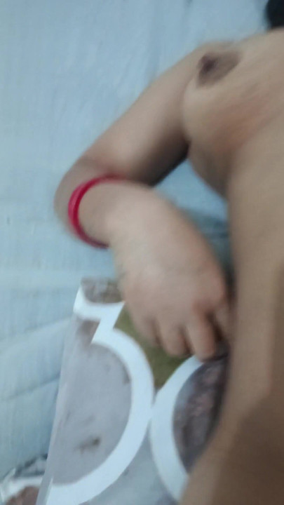 Dost ki biwi ghar pe akele gulabi panty me | Clip 2