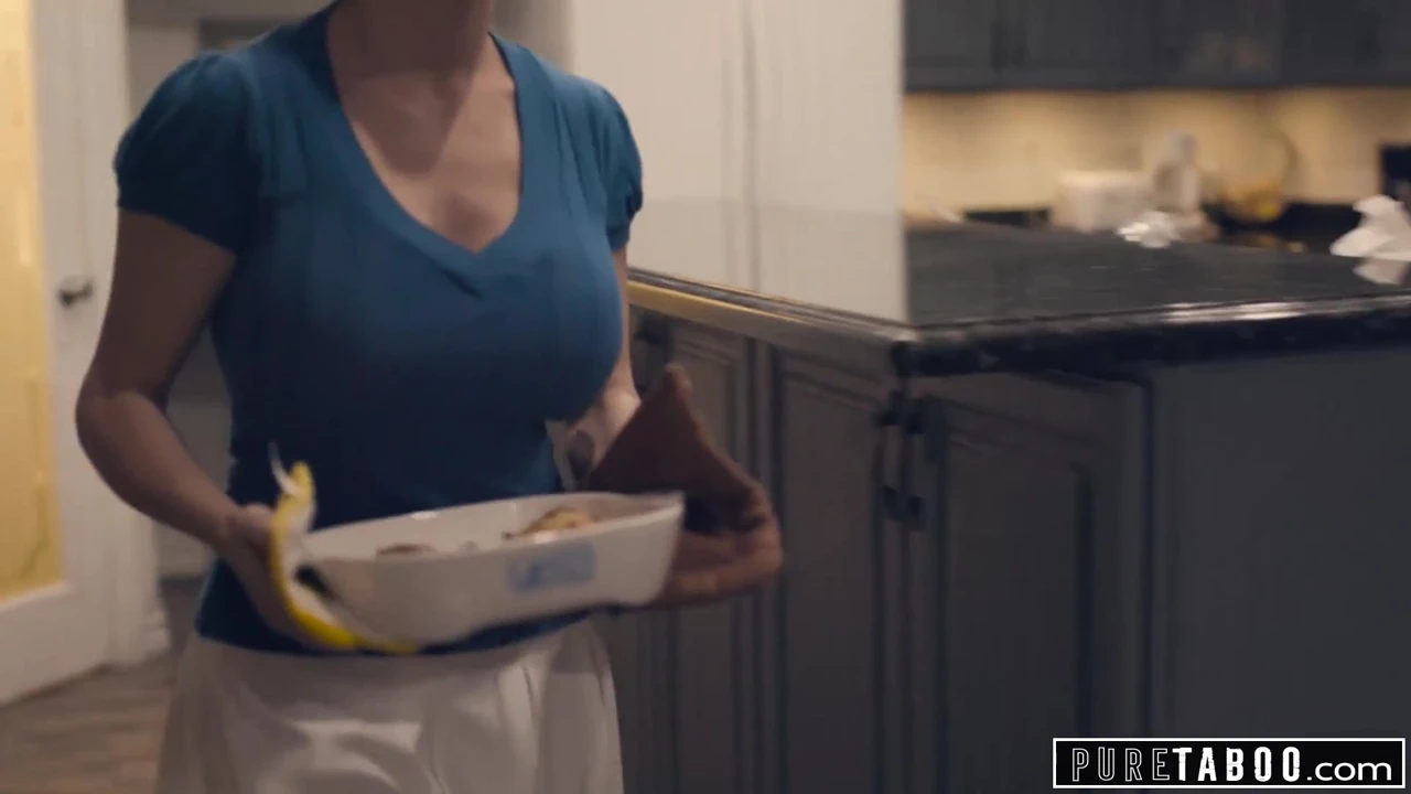 PURE TABOO Step-Parents & Step-Bro Welcome New Sister