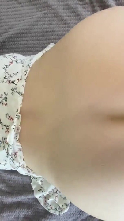 فيديو جنسي منزلي للهواة مع الأحمق فتاة جميلة، كس حلو وبزاز كبيرة | مقطع 2