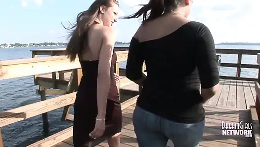 Zwei latinas twerking nackt