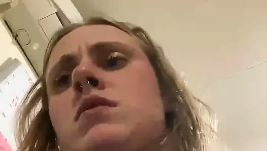 Трансляция началась на 04.02.2023 02:41, привет