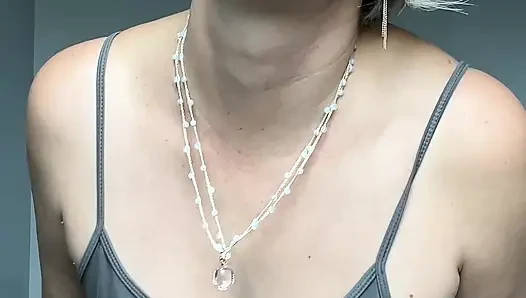 Vacation With StepMommy, She Showed Off Her Tits and Ass While Giving Me JOI To Help Me Rest