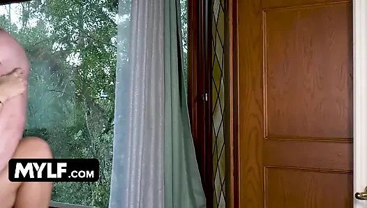 Busty Crystal Rush Cumshot Full Movie