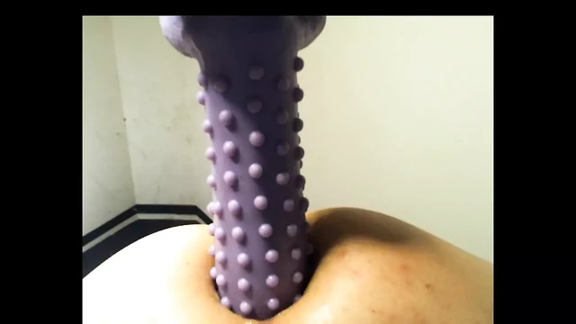10 inch Hedgehog Dildo in my Ass