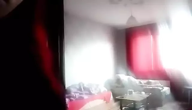 継兄の前でおっぱいを見せて
