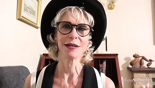 Auntjudys - Your Mature GILF Boss Dee Lite Sucks Your Cock at the Office