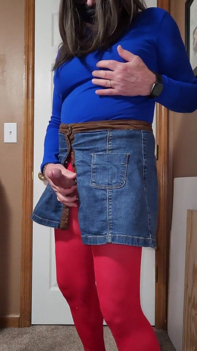 Must-share moment from "CD, caressing myself, I jack and cum all over my miniskirt and pantyhose."