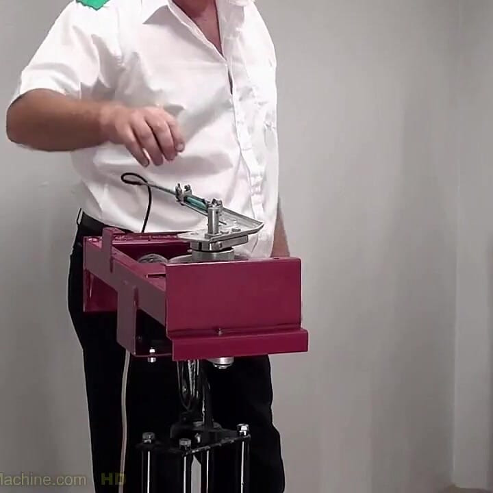 Claudie Spanking Machine - Ass Whipping