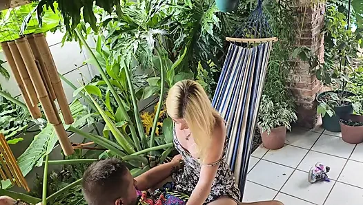 Hawaii tatilinde hamakta sikişiyor