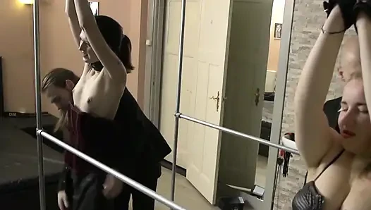 Meliss and Zoë Get Spanking
