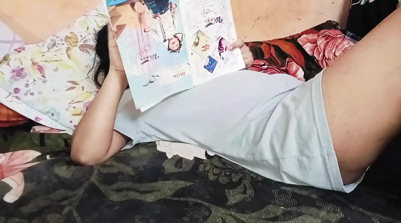 Bhari学校女朋友放在房间里