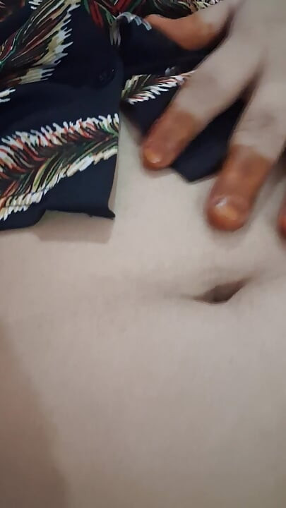 Indain Bhabi ko k ghar mai bhabi ko phela