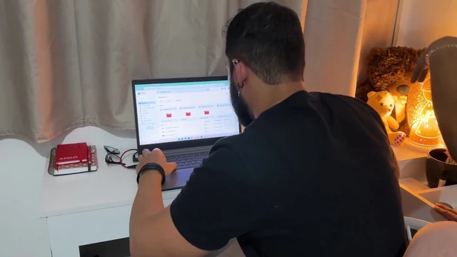 I had a problem with my computer and asked my neighbor helped me the best way possible