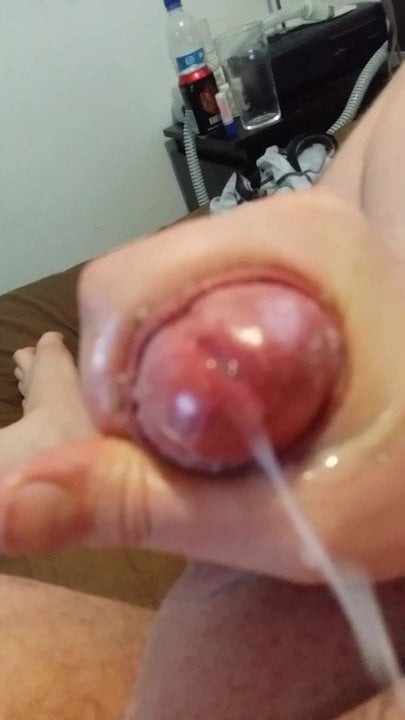 Amateur jerk off cumshot!