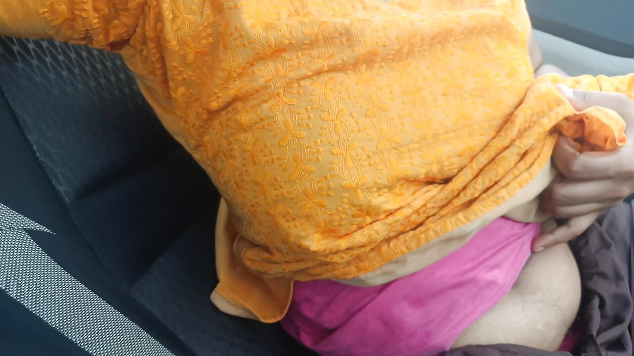 Housewife car romance
