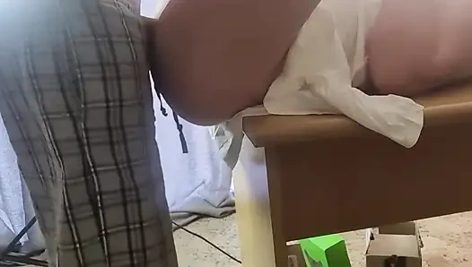 Yakın çekim ofis masası sikişi