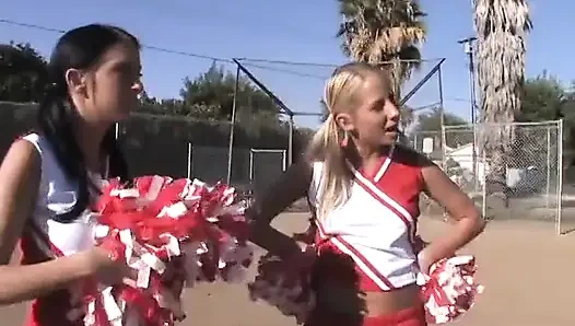 Young Bitch Vs 1 Big Cock!!