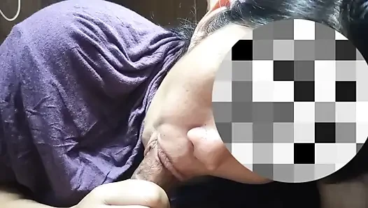 Pinay alleinerziehende mutter von ihrem stiefvater gefickt. So heiß!!