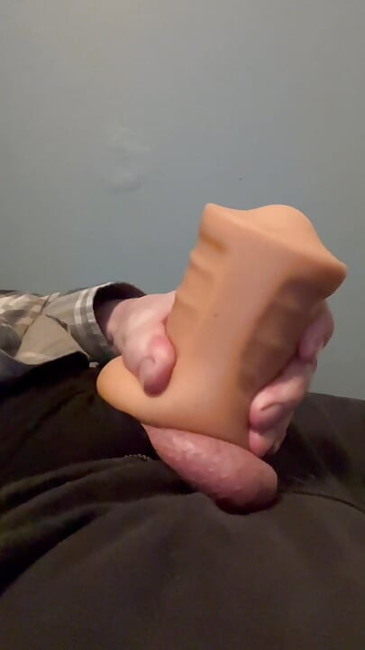 Long jerk off session ends with intense cumshot