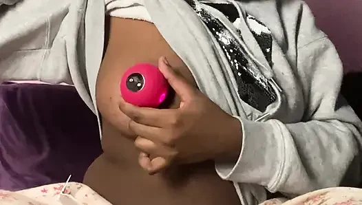 Ebenholz, webcam-mädchen-modell entpackt NEUES sextoy