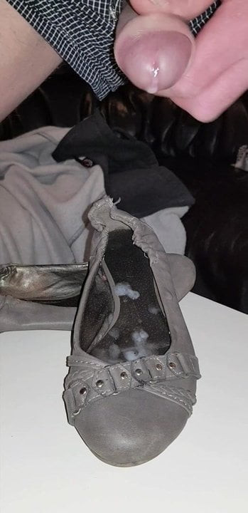 cum on shoes