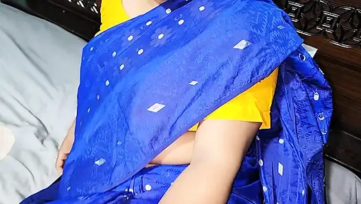 Ich habe ein leeres haus gefunden und mich gefickt.