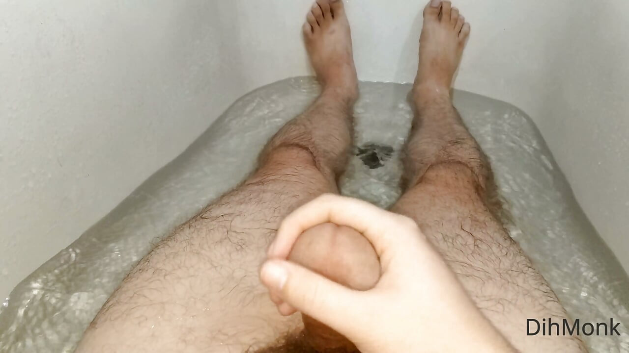 Kąpiel Solo - Mokre Szarpanie W Płytkiej Wodzie