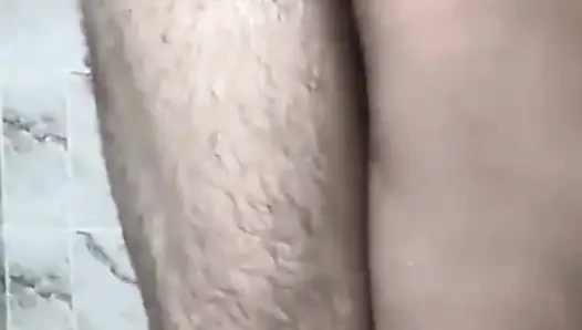 Horny Arab Wife Can’t Wait