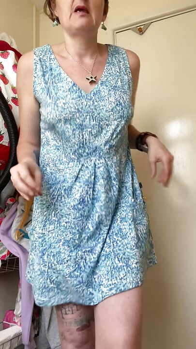 Sexy, Toned, Girl-next-door Is Like Goldilocks Trying on New Clothes!