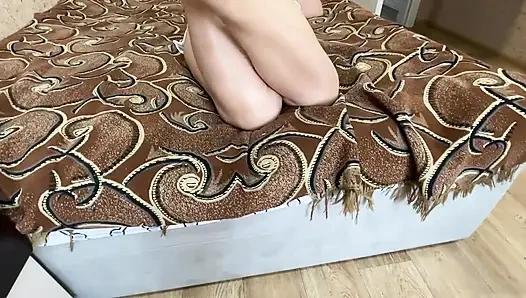 Русская шлюшка без трусиков ласкает киску, выбор сочных пульсирующих оргазмов