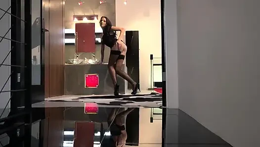 Babe With Hot Tits and Skinni Body Sucks Cock and Gets the Pussy Nailed Hard