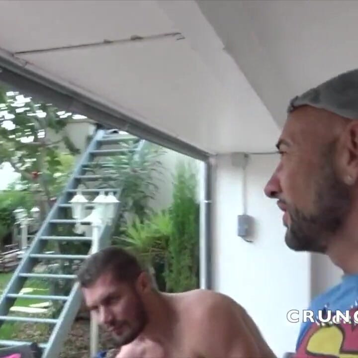 Anthony Austin used raw by surprise by Vlad Castle