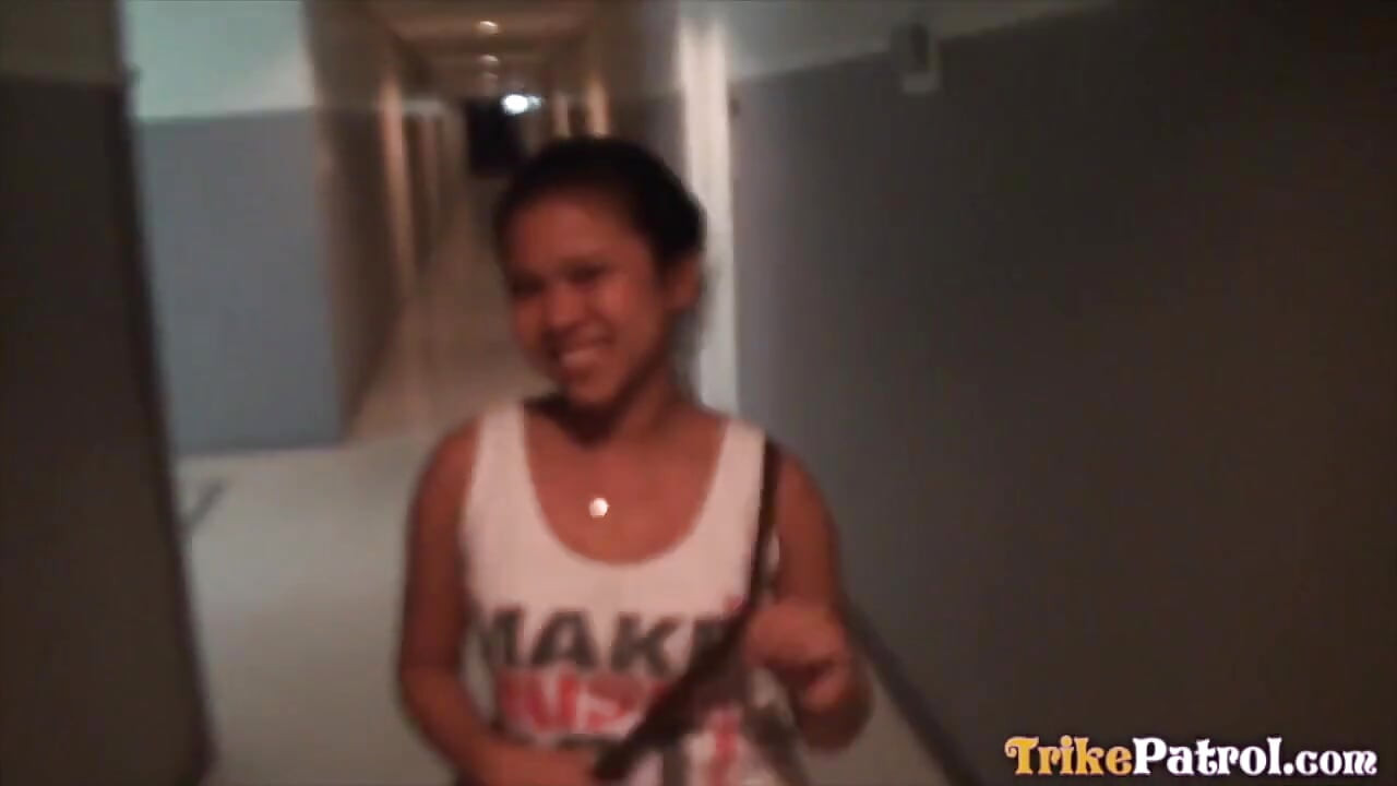Pinay prøver analsex på film