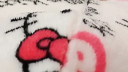 18 year old girl fucks her peach