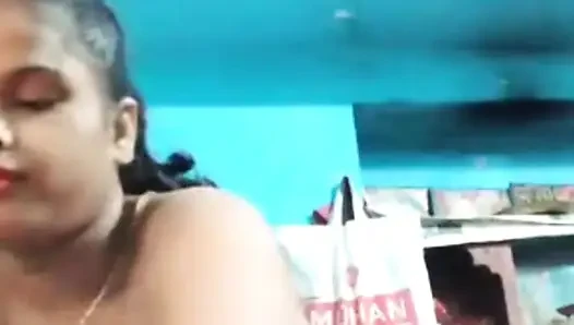 Guru menggoda murid perawannya yang imut. Gadis sekolah perawan India pertama kali (kelas) berhubungan seks dengan guru