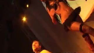 Stripper caliente teniendo sexo con una fan