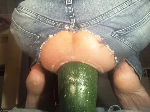 FFickBBare – ZUCCINIFFUCK Summer 2021 – 01