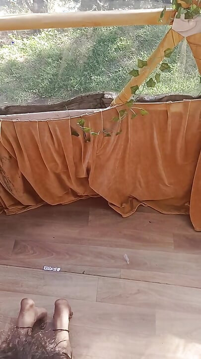 Final Part - Desi Outdoorsex with a Stranger girl in jungle